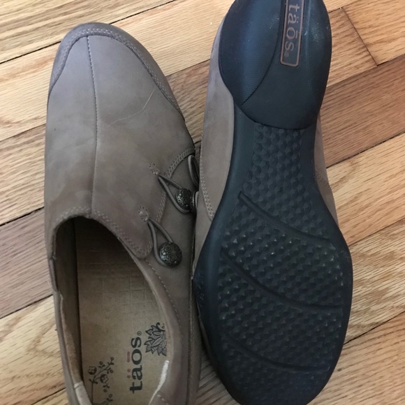 Taos flats - Picture 2 of 3